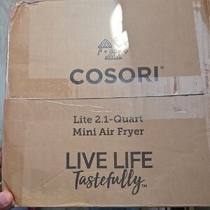 2.1-Quart Mini Air Fryer - Tan